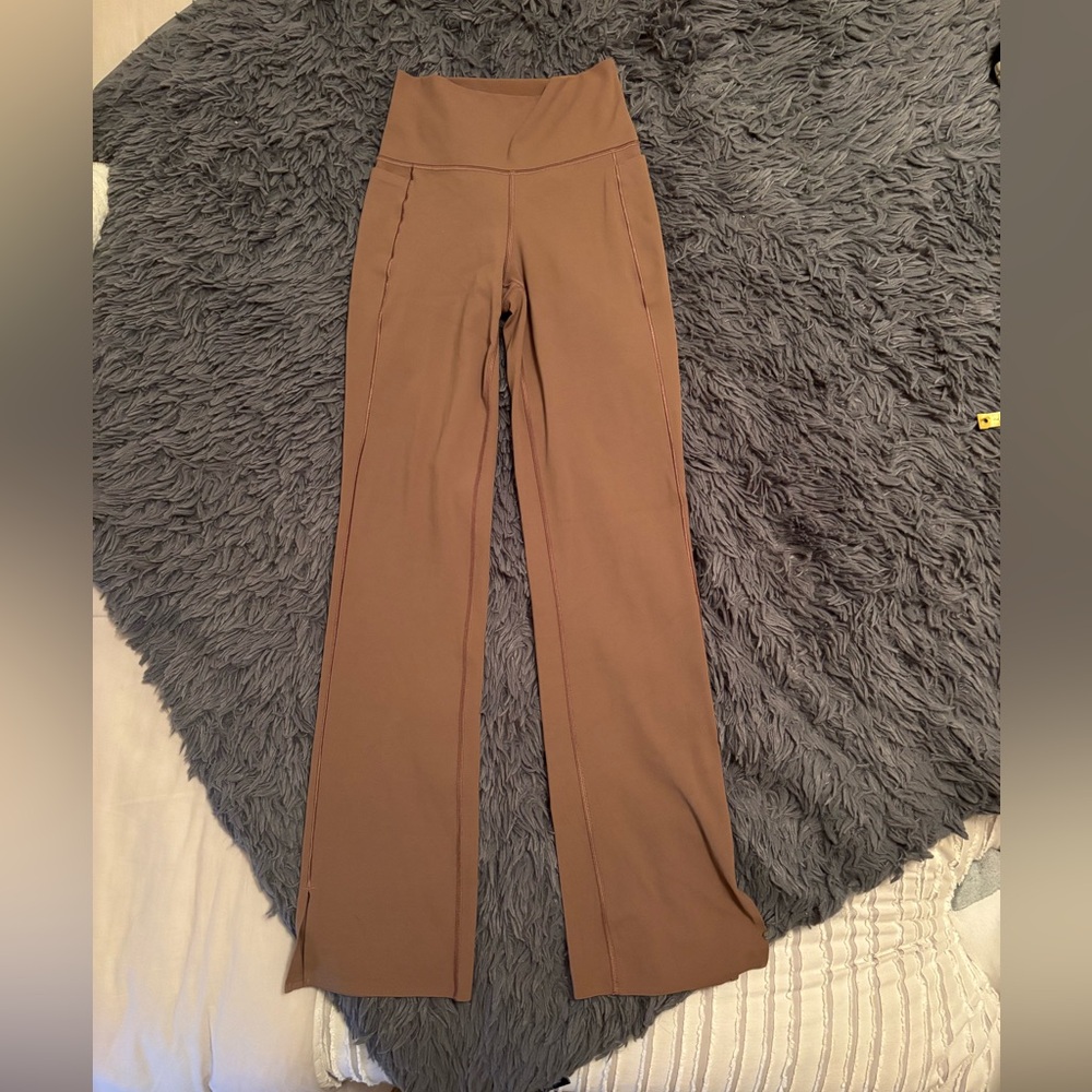Athleta Brown Transcend Stash Crop Straight Leg Yoga Pants